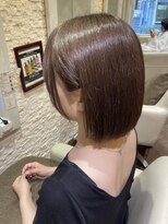 ヴィサージュプラス(VISAGE plus)&nbsp;360度美シルエット！ツヤ感で魅せる大人の上品ボブ