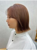 ボブ 外はね レイヤー 顔まわり 前髪 ぷつっと ストレートヘア