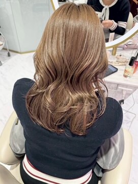 【MONA】ミルクティーベージュ/デザインカラー/レイヤーカット