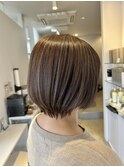 ショートボブ