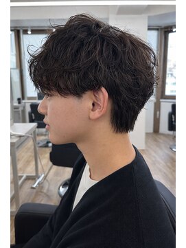 アイトーキョープラスシー 横浜(AI TOKYO+Sea) MEN’S横浜/マッシュ/ルーズパーマ/シャドウパーマ/高島町