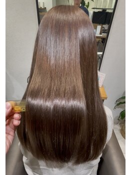 ウルバイサナンド(ULu by Sanando)の写真/髪質改善×縮毛矯正で叶える、自然な仕上がりと乾かすだけでまとまる美髪へ