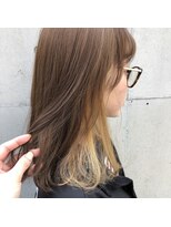 ユノ(juno) ブロンドインナーカラー