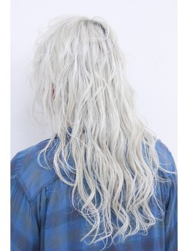 キミ(kimi) [kimi自由が丘]ホワイトカラー×ケアブリーチ カラー