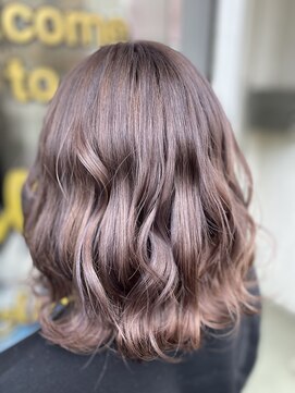 ラビス クローバー(Lovis clover) ラベンダーラテ