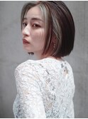イヤリングカラー　ボブ　大人かわいい　フェザーバング
