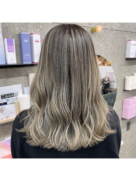 ラル(Lull) バレイヤージュ×アッシュグレージュ/個室美容室/マンツーマン