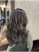 ベージュ コントラストハイライト 白髪ぼかし、脱白髪染め