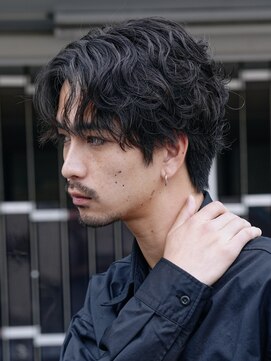 レタッチ バイ フィフス 銀座(RETOUCH by fifth) 銀座シャドウパーマセンタパートマッシュメンズパーマ