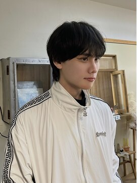 エクテ(ecouter) ジェンダーレスシースルーバング黒髪ショートウルフ