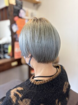 アティックヘアー(attic hair) マッシュショート
