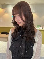 エミィ(emme) ミディアムレイヤー×ラベンダーブラウン【hana】