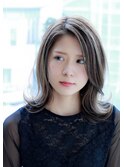 大人かわいい　センターパート×レイヤーボブ