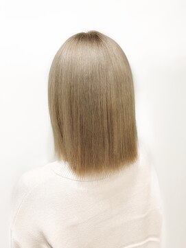 ホワイト 梅田(white) ＊残留撃退＊ホワイトベージュ