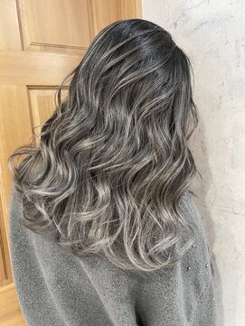 ラフトーキョウセカンド(RAF TOKYO 2nd) KURO流バレイヤージュ