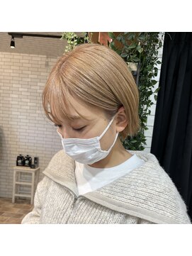 アシュレイ(ASHLEY) ashley☆suzu ミルクティーベージュ ブリーチカラー 福島区