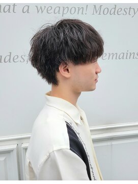 六本木美容室 白金店 センターパート/ハンサムショート/ツーブロック/黒髪/マッシュ