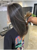 透け感スッケスケのハイライト_clear smoky brown ash_