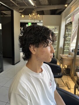 アイズ 海老名(AIZU) スパイラルパーマ　ツイストパーマ　波巻きパーマ