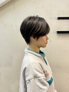 ハルキ ミナト ジャパン オオサカ(HARUKI MINATO japan OSAKA) 40代50代小顔似合わせカットくびレイヤーエモージュ大人可愛い