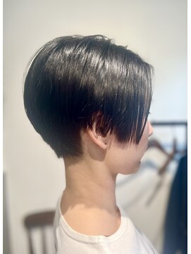 ヘアデザイン エソラ(hair design esora) 襟足ちょい刈り上げたハンサムショート