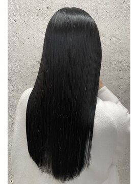 スライバイリアオオサカ(Sly By Ria OSAKA) 髪質改善/縮毛矯正/髪質改善トリートメント【梅田】【大阪】