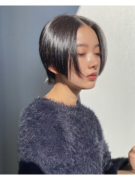 エアー 青山(AIR) 前髪あり耳掛け丸みくびれショートボブ20代30代40代50代60代