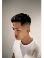 フランクスバーバーザスタンド(Frank’s barber the stand)&nbsp;サーフカール/スパイキーショート/ブルーブラック/飯田橋E