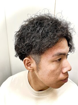 ヘアーアンドグルーミング ヨシザワインク(HAIR&GROOMING YOSHIZAWA Inc.) スパイラルパーマツーブロックアップバング刈り上げ束感バーバー
