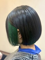モップアップ(Mop up) ボブ×グリーンインナーカラー