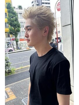 バディヘア ルーツ(BUDDY HAIR ROOTS) ブロンド×スパイキーショート