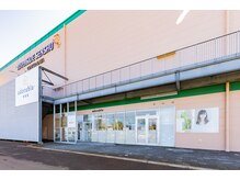 アドラーブル 長岡リバーサイド千秋店(adorable)の雰囲気（リバーサイド千秋にあるヘアサロン！買い物帰りにぜひ♪【小顔】）