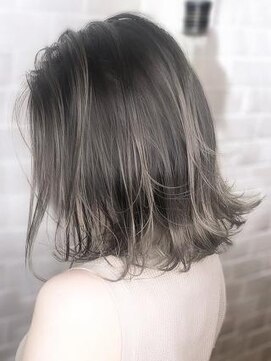 オーブ ヘアー マーク 宮古島店(AUBE HAIR marc) 【AUBE HAIR】外国人風カラー_外ハネボブ