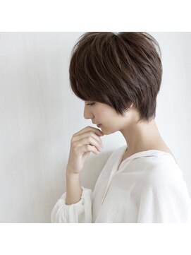 ジェコ(gecko) 【gecko.武蔵小山】首がキレイに見えるスタイリング簡単ショート