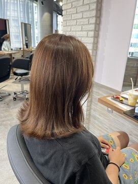 リーオオサカ(Lee Osaka) ベージュブラウン×東芽生