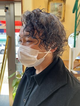 ブルーモスク トウキョウ(TOKYO) ビジネスメンズ人気パーマ