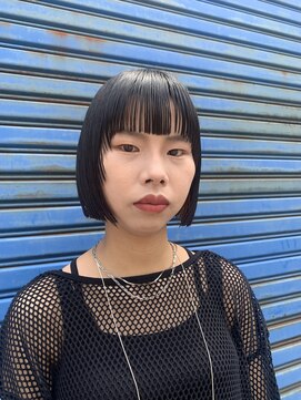 ラシュープリーム(La SUPREME) 黒髪×ボブ×重ためワイドバング