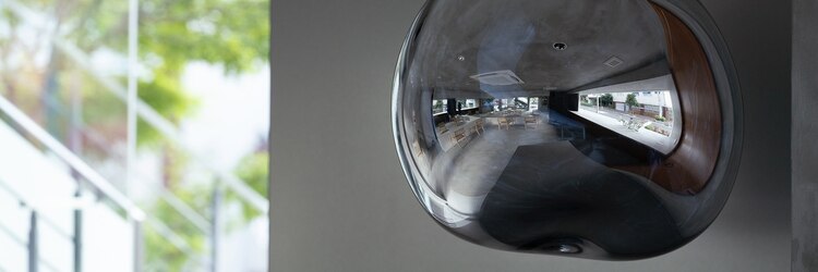 ニーイチイチ(211)のサロンヘッダー