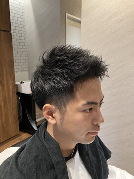 ホリミヤ(HORIMIYA) ツーブロックソフモヒショート