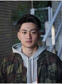 前髪上げ流しショートスタイル