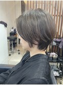 白髪ぼかし/イメチェンヘアスタイル/前髪カタログ/ショートボブ