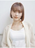 ベージュシンプルボブ