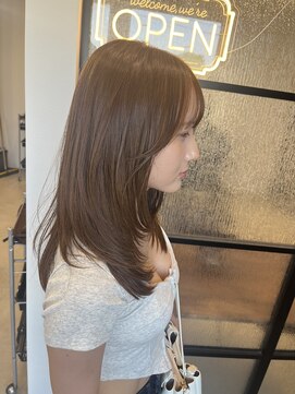 クオン 伊勢崎(QUON.) ブリーチなしオリーブベージュ