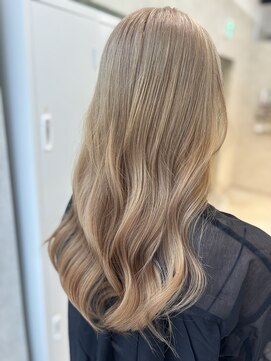 ジーナ 札幌(Zina) 髪質改善＊ミルクティーベージュ＊美髪【Zina札幌】