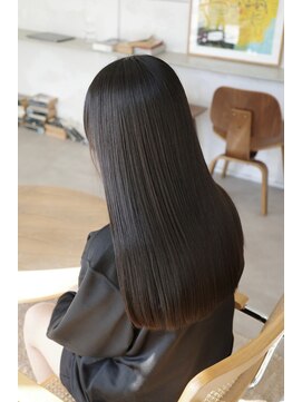 ニュイ(NUIT) 艶髪ロング髪質改善