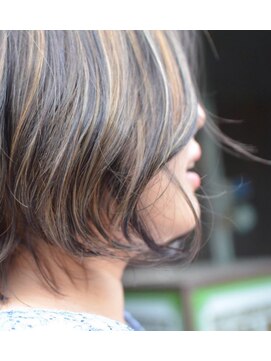 ポタム 東中野(potamu) ハイライト際立つくすみアッシュグレー