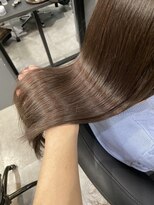 ジーナ 博多(Zina)&nbsp;小顔セミウェットウェーブピンクベージュハイライトカラー