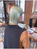 ミントカラー ハイトーン 切りっぱなしボブ 透明感 三ノ宮 元町
