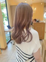 ルシュカイチマルニ(Rasca102)&nbsp;ロングヘア・ベージュカラー・ゆるふわ巻き