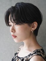 カライング(ing) 大人可愛い20代30代40代黒髪前下がりひし形小顔ボブ丸みショート